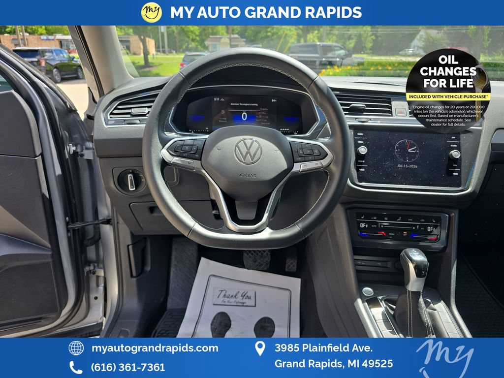 Used 2023 Volkswagen Tiguan SE AWD/4WD image 13