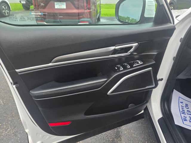 Used 2021 Kia Telluride S AWD/4WD image 23