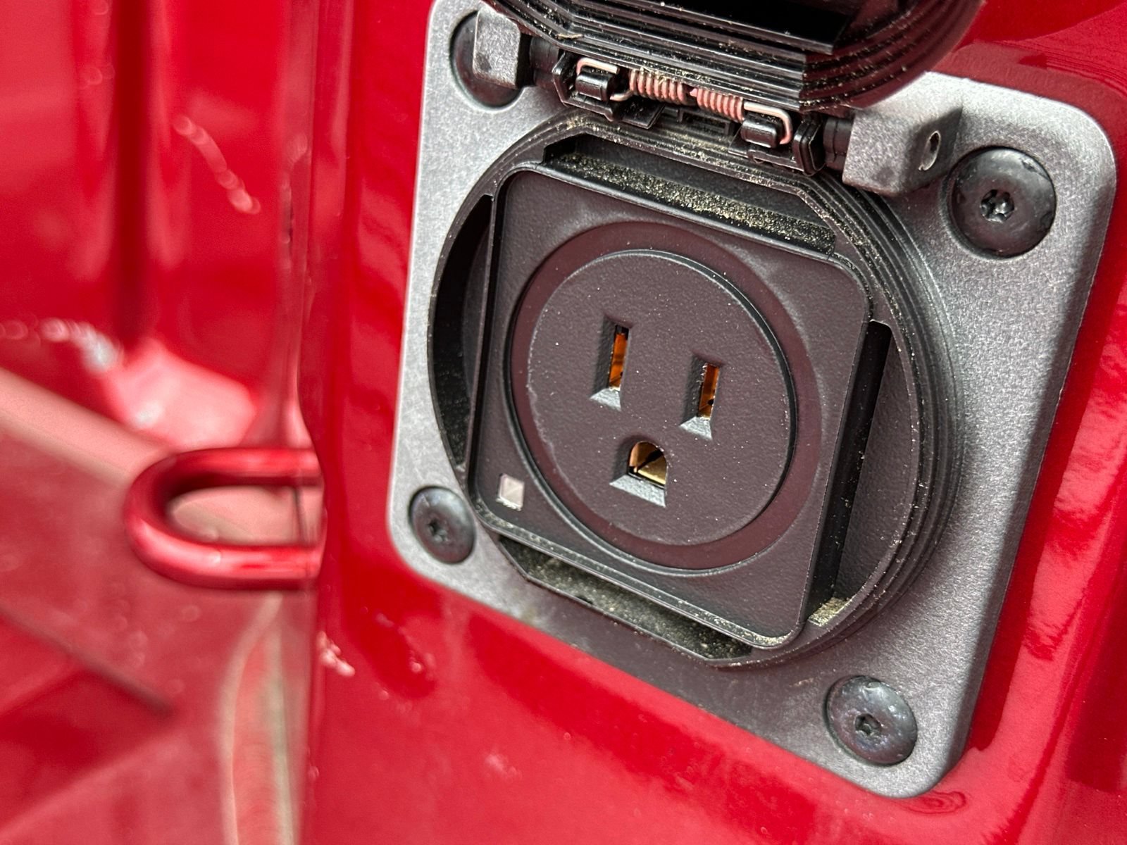 Used 2024 Chevrolet Silverado 1500 RST AWD/4WD image 15