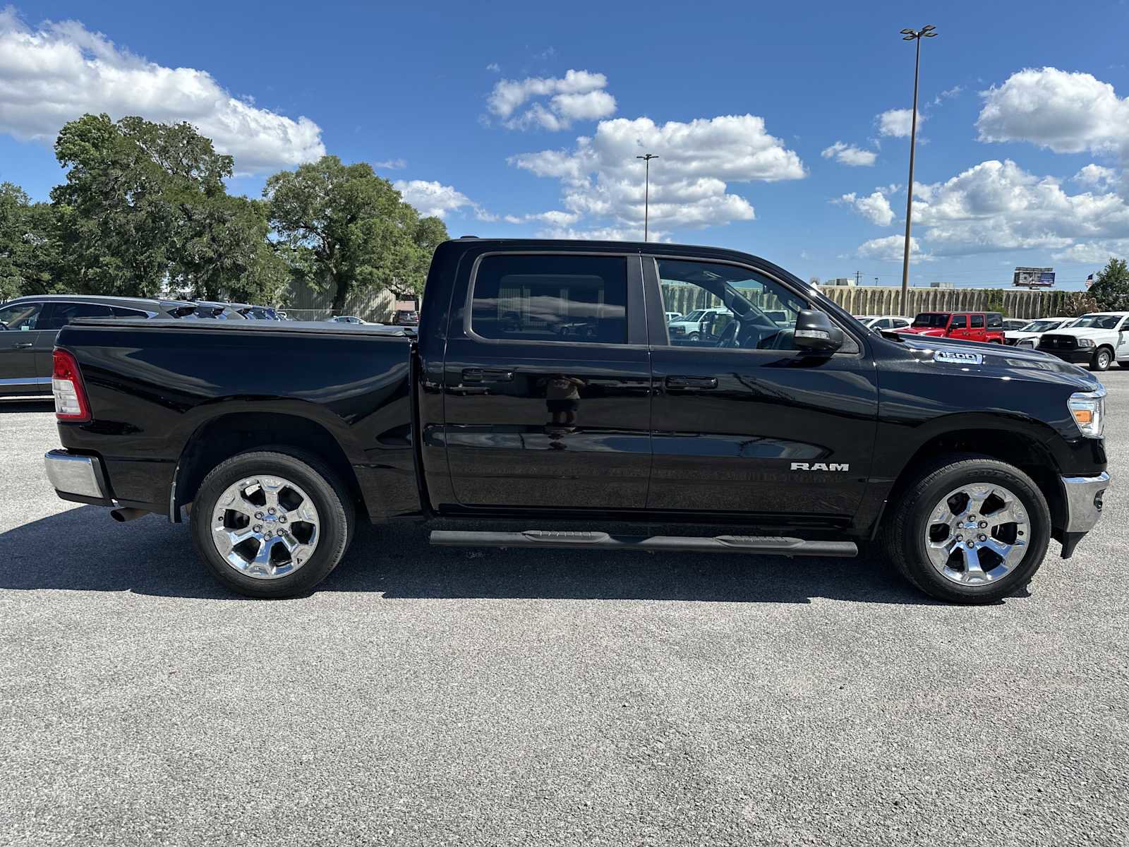 Used 2021 RAM 1500 Big Horn AWD/4WD image 9