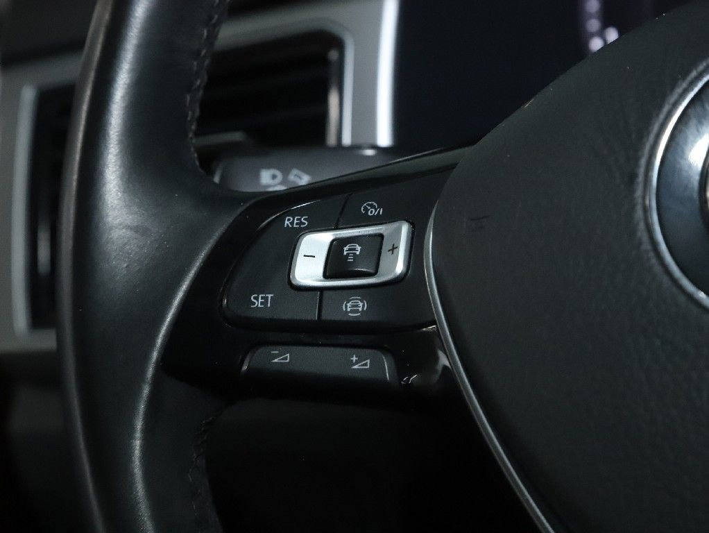 Used 2019 Volkswagen Atlas SEL AWD/4WD image 25