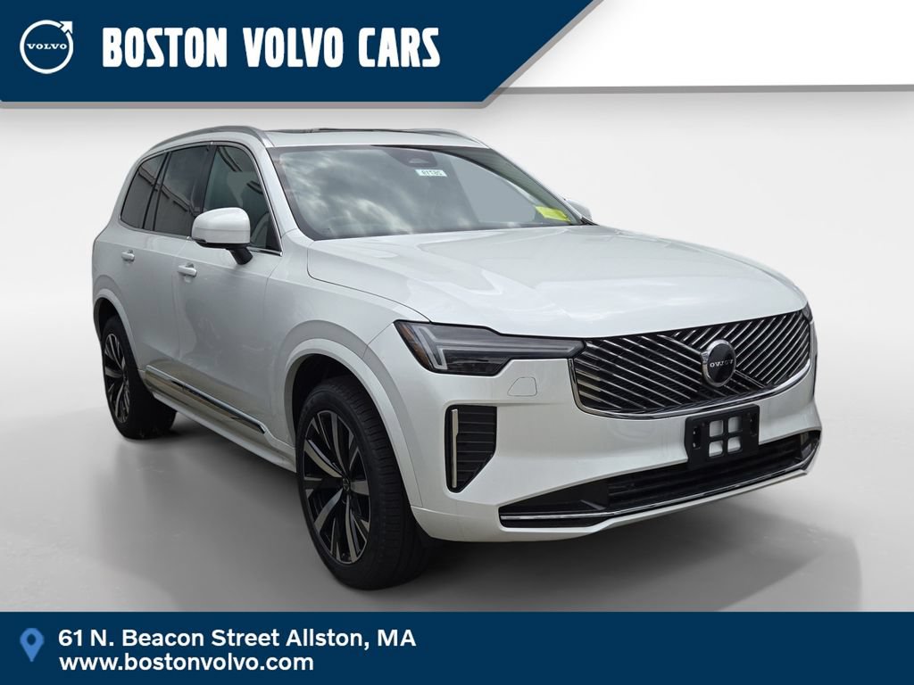 New 2026 Volvo XC90 B5 Core w/ Protection Package