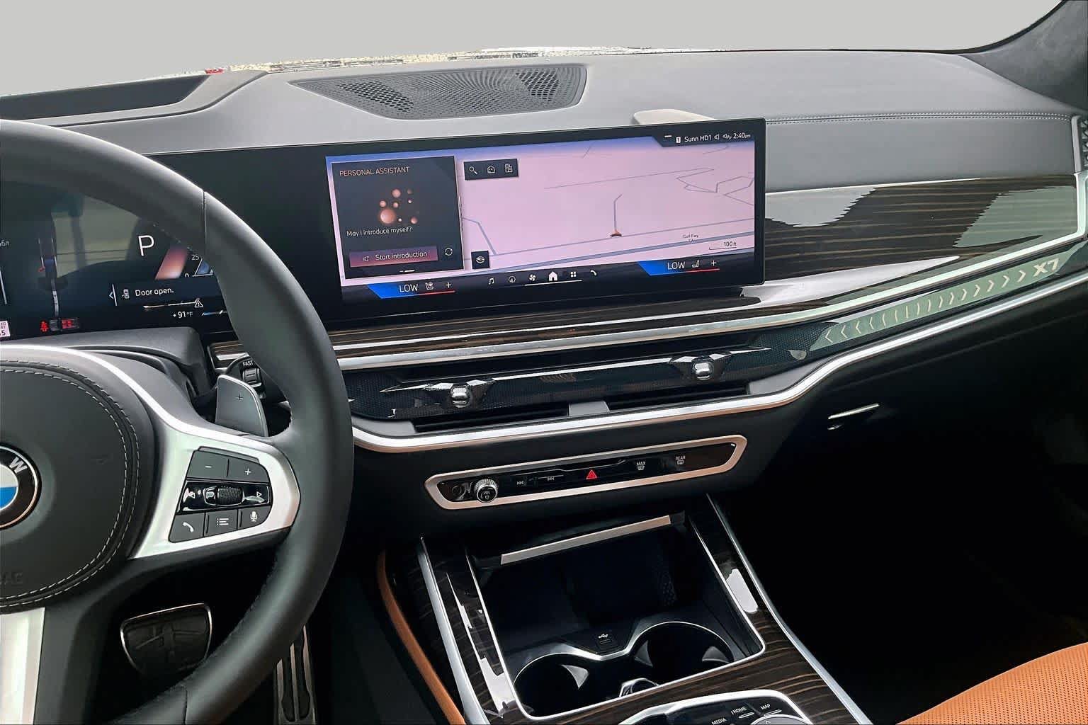 Used 2025 BMW X7 xDrive40i w/ M Sport Package AWD/4WD image 6