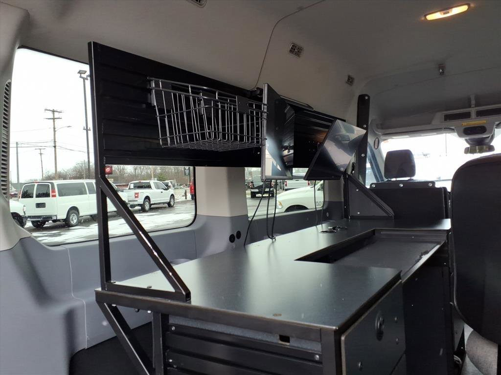 Used 2019 Ford Transit 150 XLT image 15