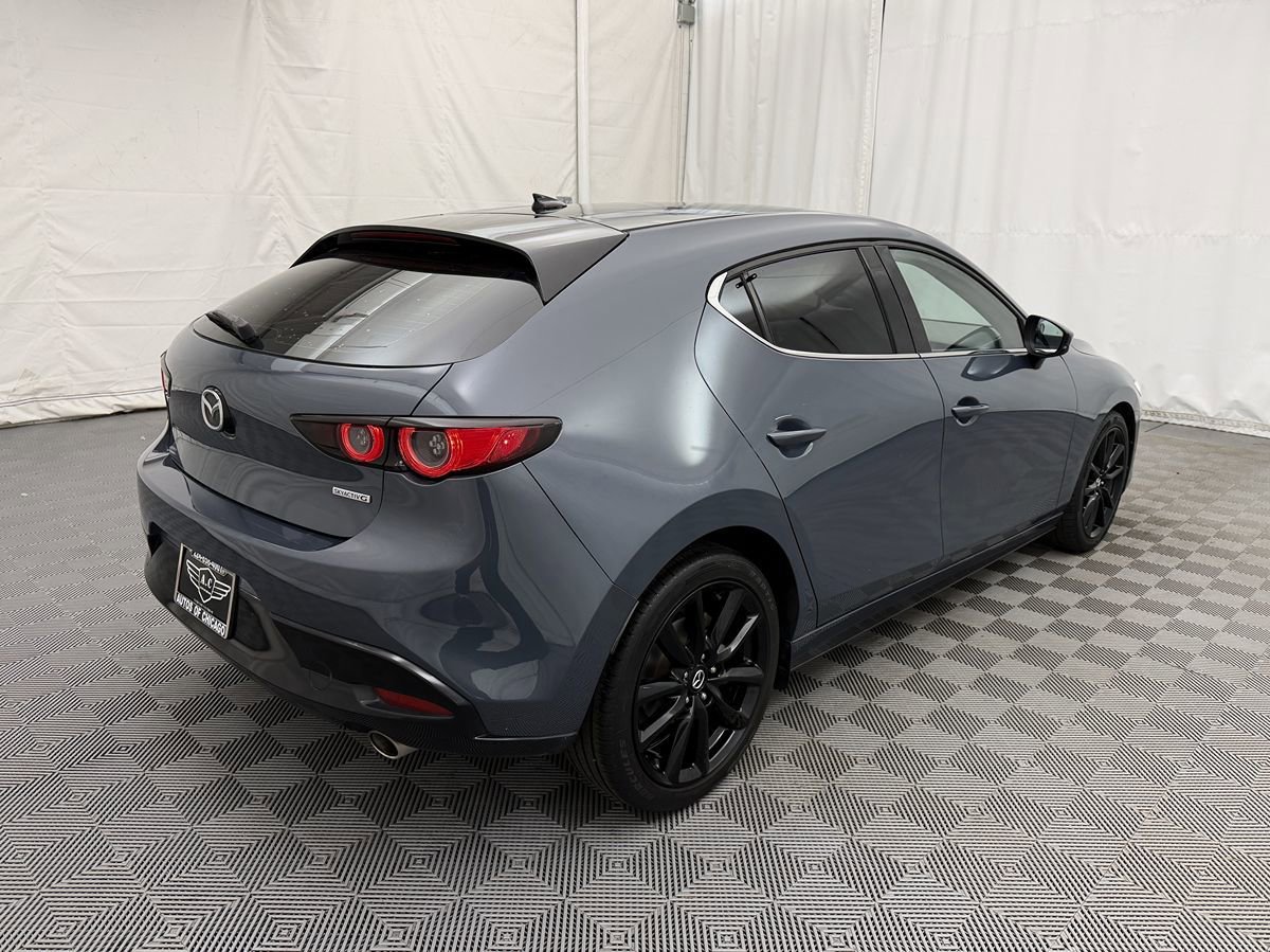 Used 2019 MAZDA MAZDA3 Hatchback w/ Premium Package FWD image 5