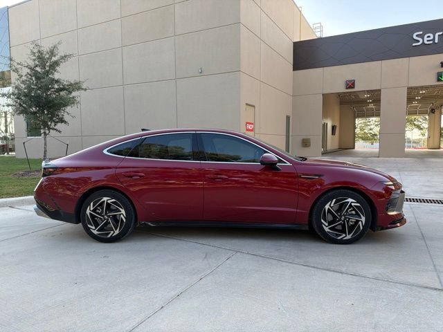Used 2024 Hyundai Sonata SEL w/ Convenience Package FWD image 5