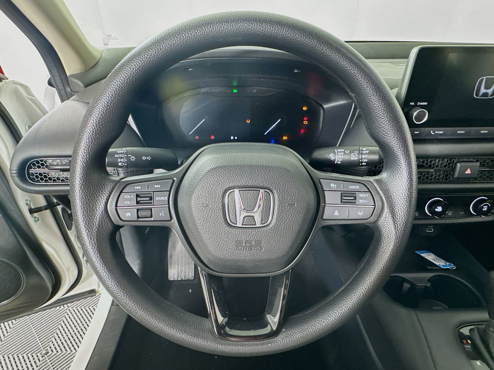 Used 2024 Honda HR-V LX image 13