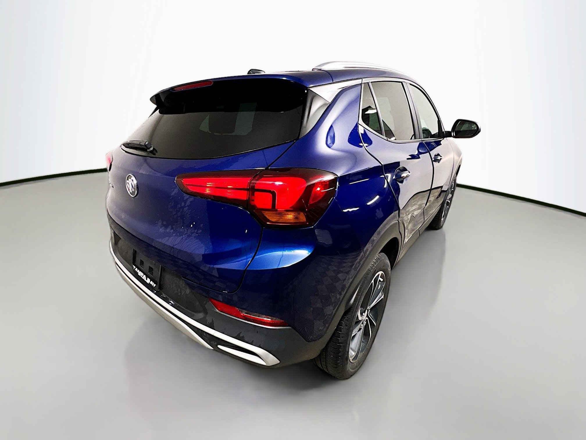 Used 2023 Buick Encore GX Select w/ Safety Package II image 4