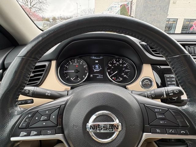 Used 2017 Nissan Rogue SV image 22