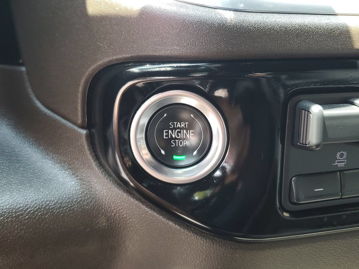 Used 2025 Chevrolet Silverado 1500 LT RWD image 25
