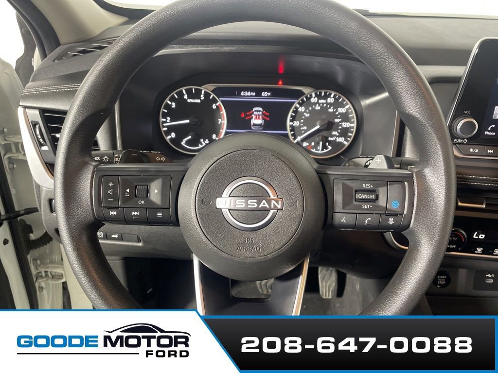 Used 2024 Nissan Rogue SV AWD/4WD image 14