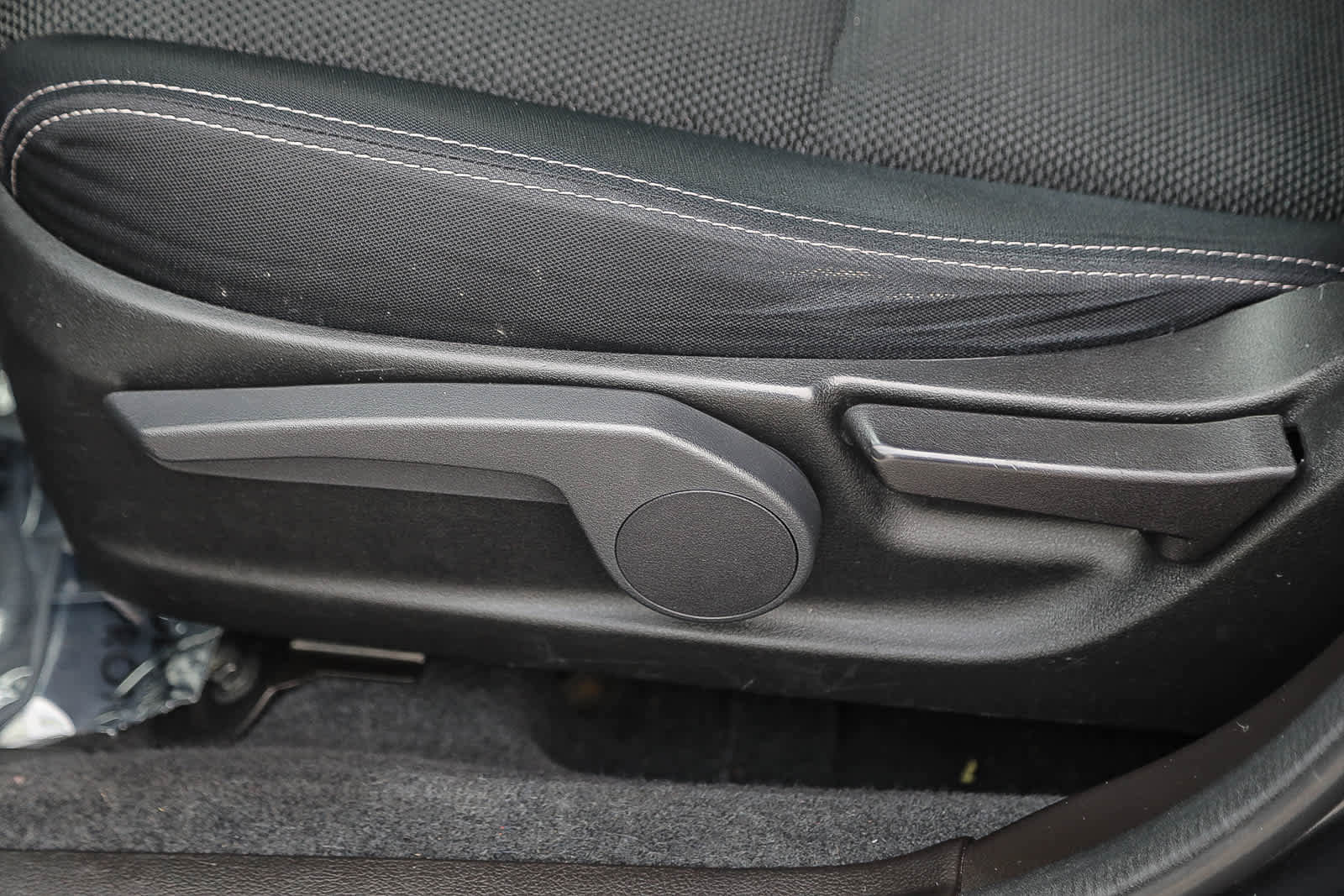 Used 2013 Subaru Crosstrek 2.0i Premium w/ Popular Pkg 2 image 19