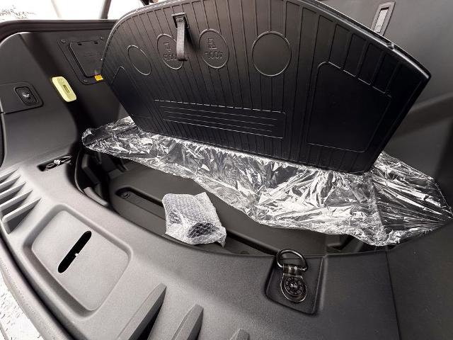 New 2025 Ford F150 Lightning Flash image 36