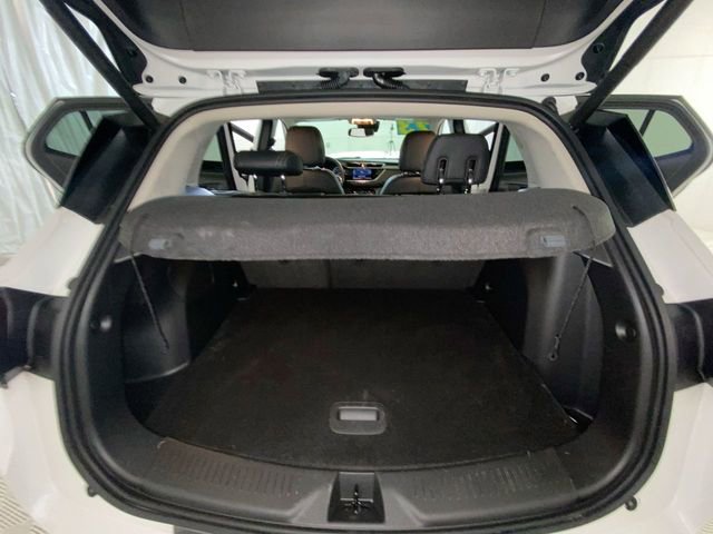 Used 2023 Buick Encore GX Essence w/ Experience Buick Package FWD image 12
