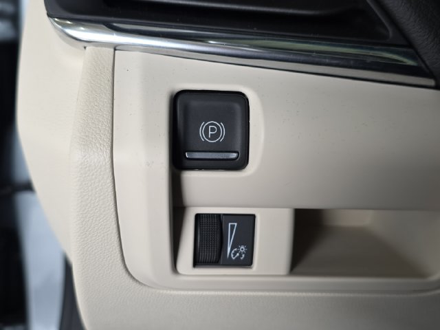 Certified 2023 Cadillac CT4 Premium Luxury w/ Climate Package AWD/4WD image 23