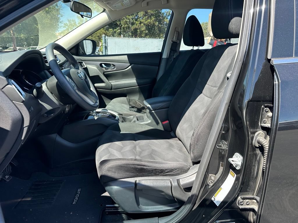 Used 2016 Nissan Rogue S FWD image 10