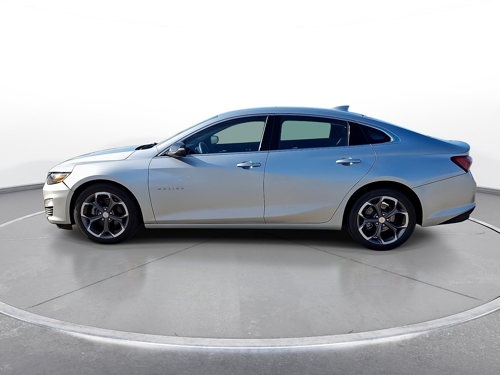 Used 2022 Chevrolet Malibu LT FWD image 5