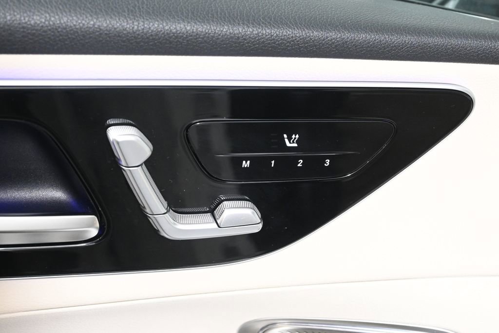 Certified 2025 Mercedes-Benz GLC 300 4MATIC image 29