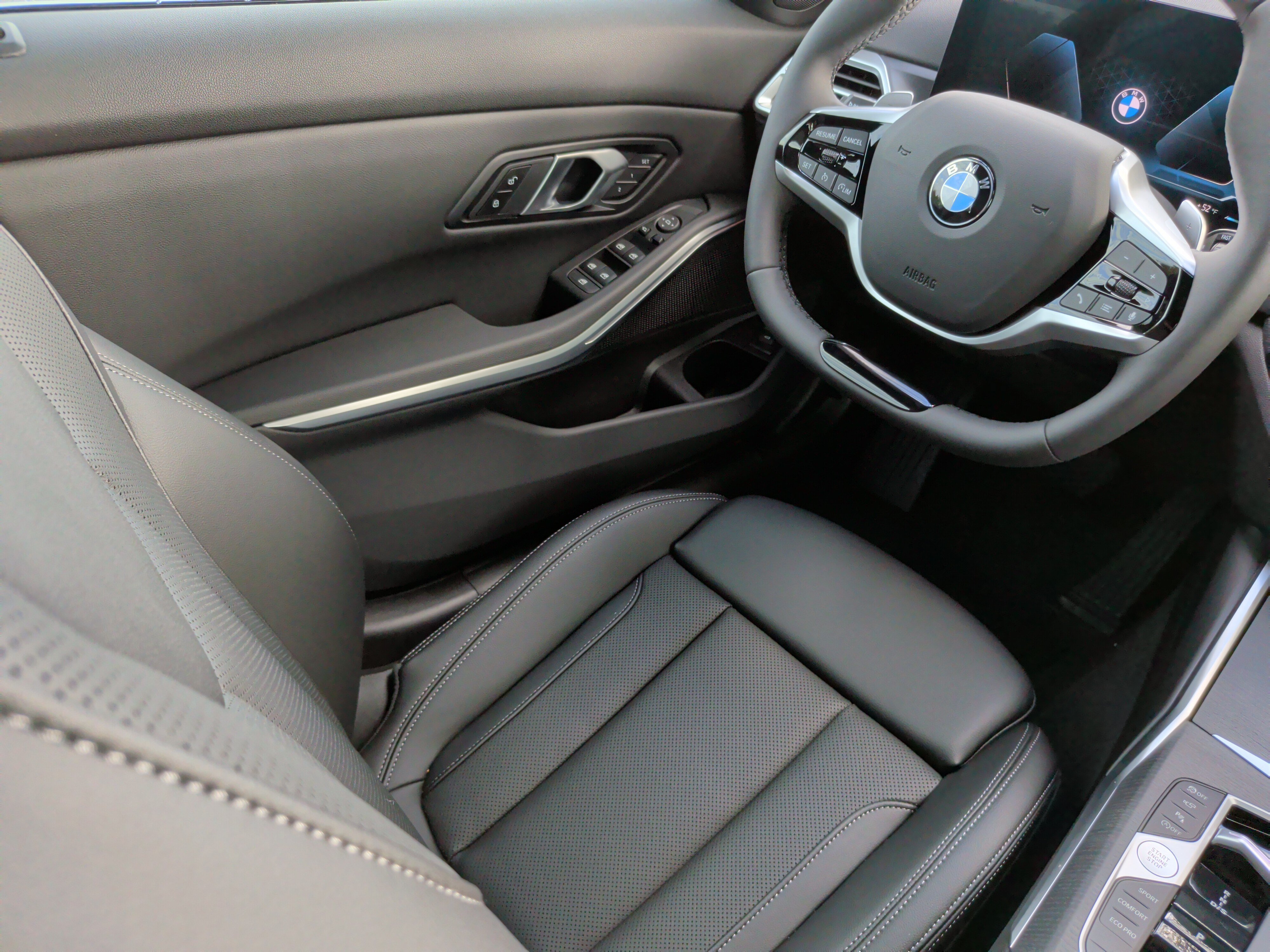 Used 2026 BMW 330i Sedan w/ Convenience Package RWD image 28