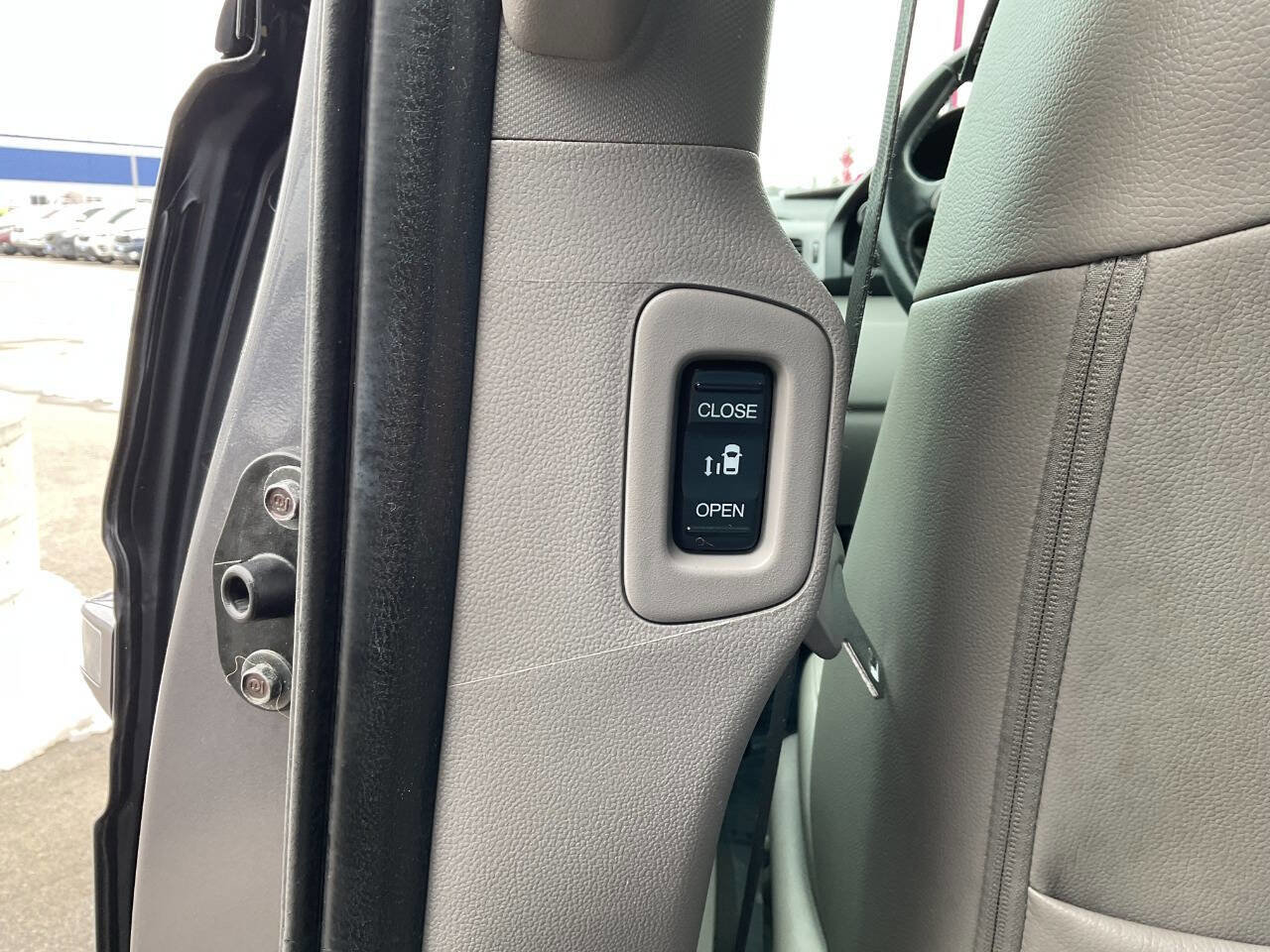 Used 2017 Honda Odyssey Touring Elite image 37