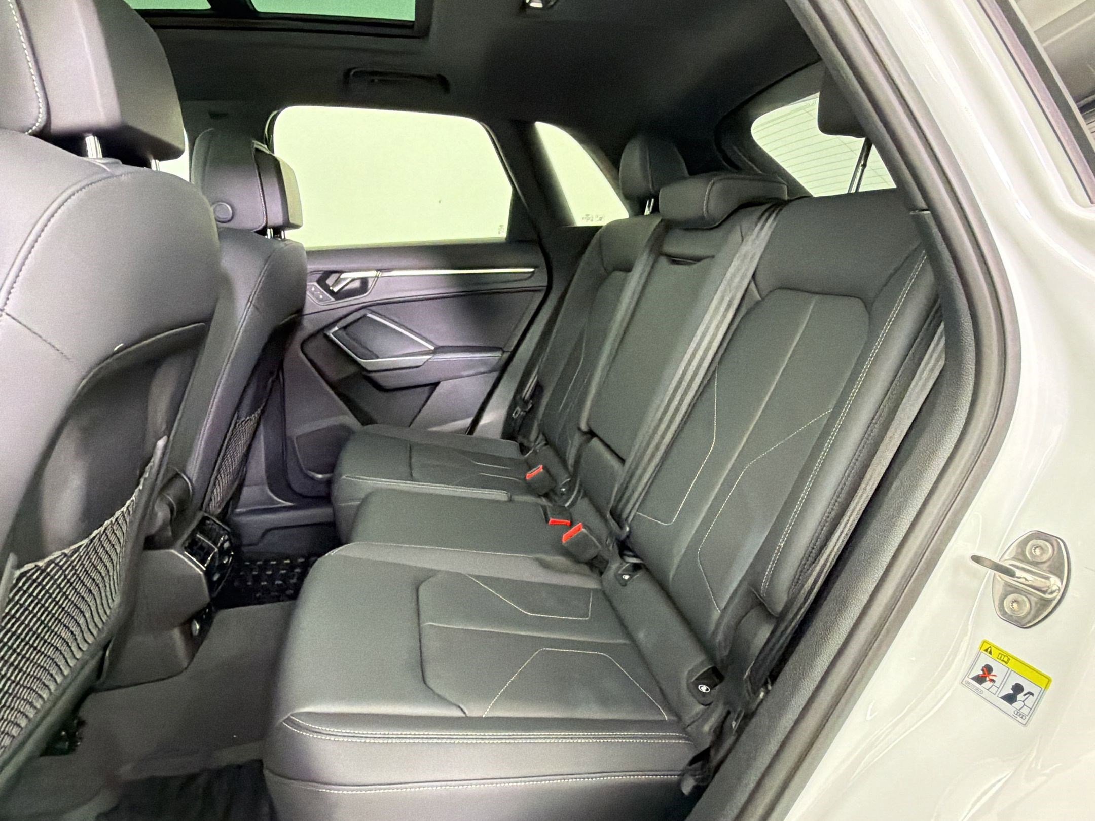 Certified 2025 Audi Q3 2.0T Premium w/ Convenience Package AWD/4WD image 15