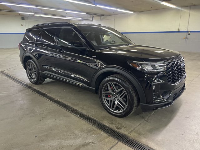 Used 2025 Ford Explorer ST-Line w/ Premium Package