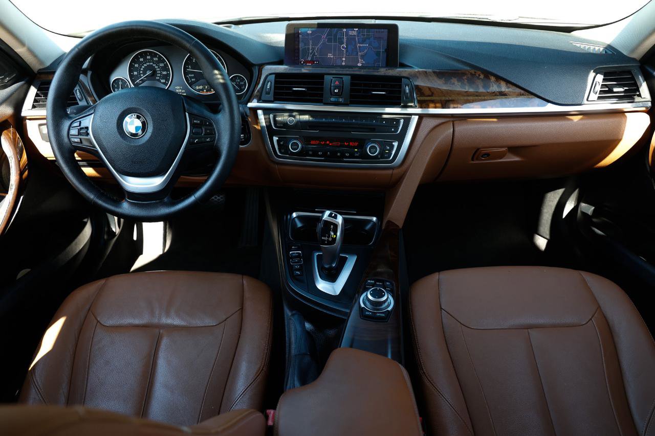 Used 2013 BMW 328i xDrive Sedan image 2