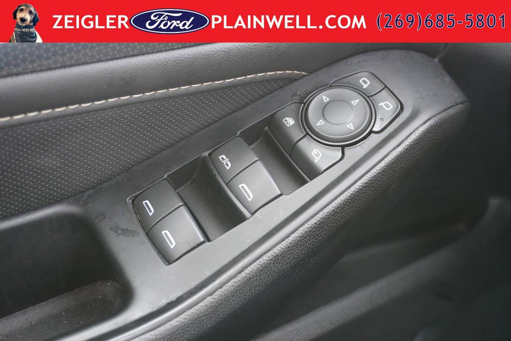 Used 2024 Chevrolet Traverse Premier w/ Redline Edition AWD/4WD image 33