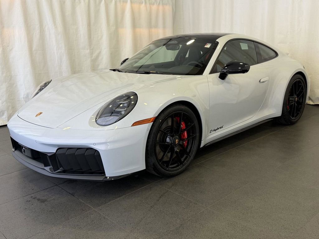 New 2026 Porsche 911 Carrera GTS RWD image 1