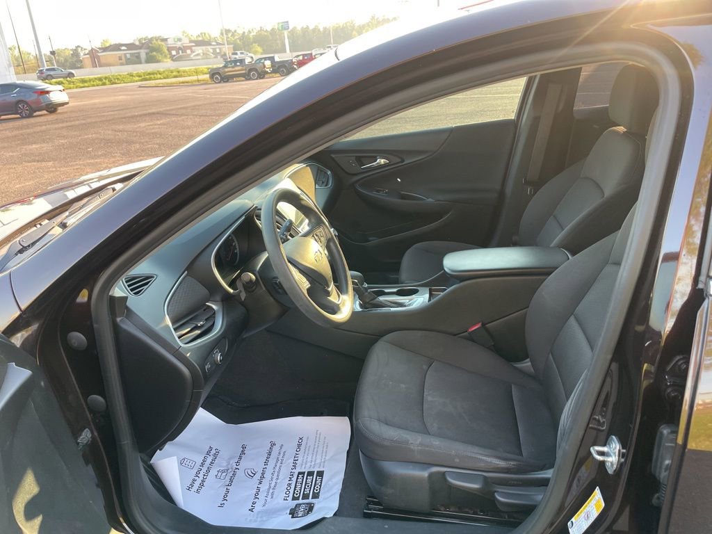 Used 2021 Chevrolet Malibu LS w/ LPO, Convenience Package 1 image 11