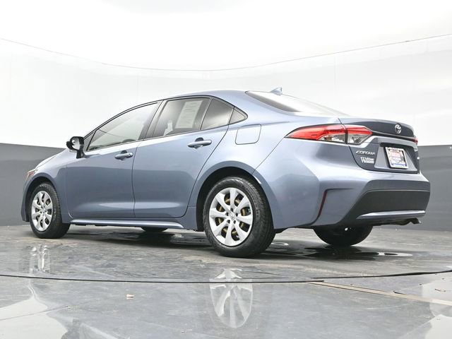 Used 2022 Toyota Corolla LE image 22
