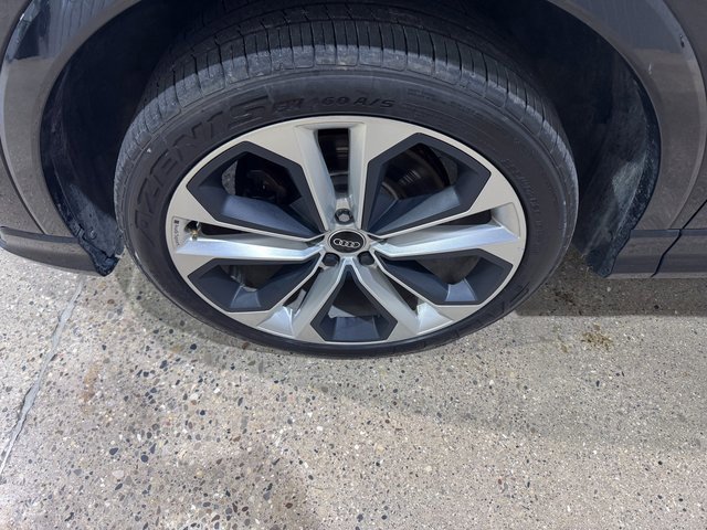 Used 2021 Audi Q3 2.0T Premium Plus w/ Premium Plus Package image 9