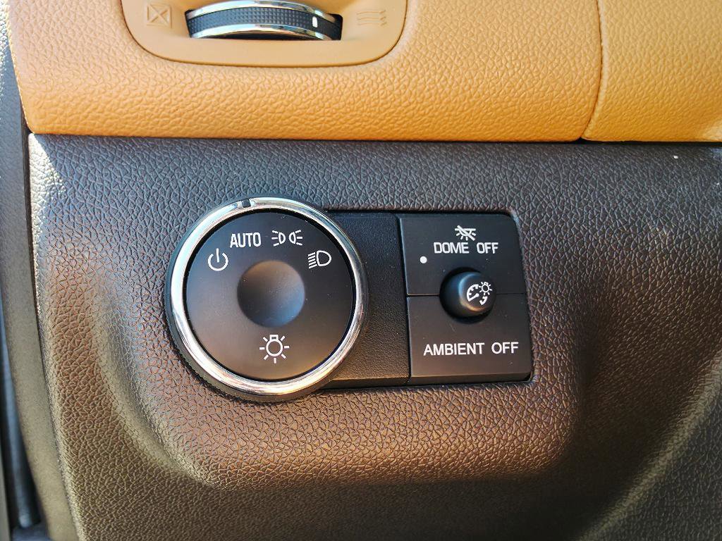 Used 2014 Buick Enclave Premium w/ Trailering Provision Package AWD/4WD image 25