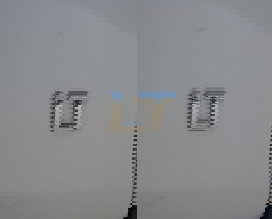 Used 2018 Chevrolet Traverse LT image 21