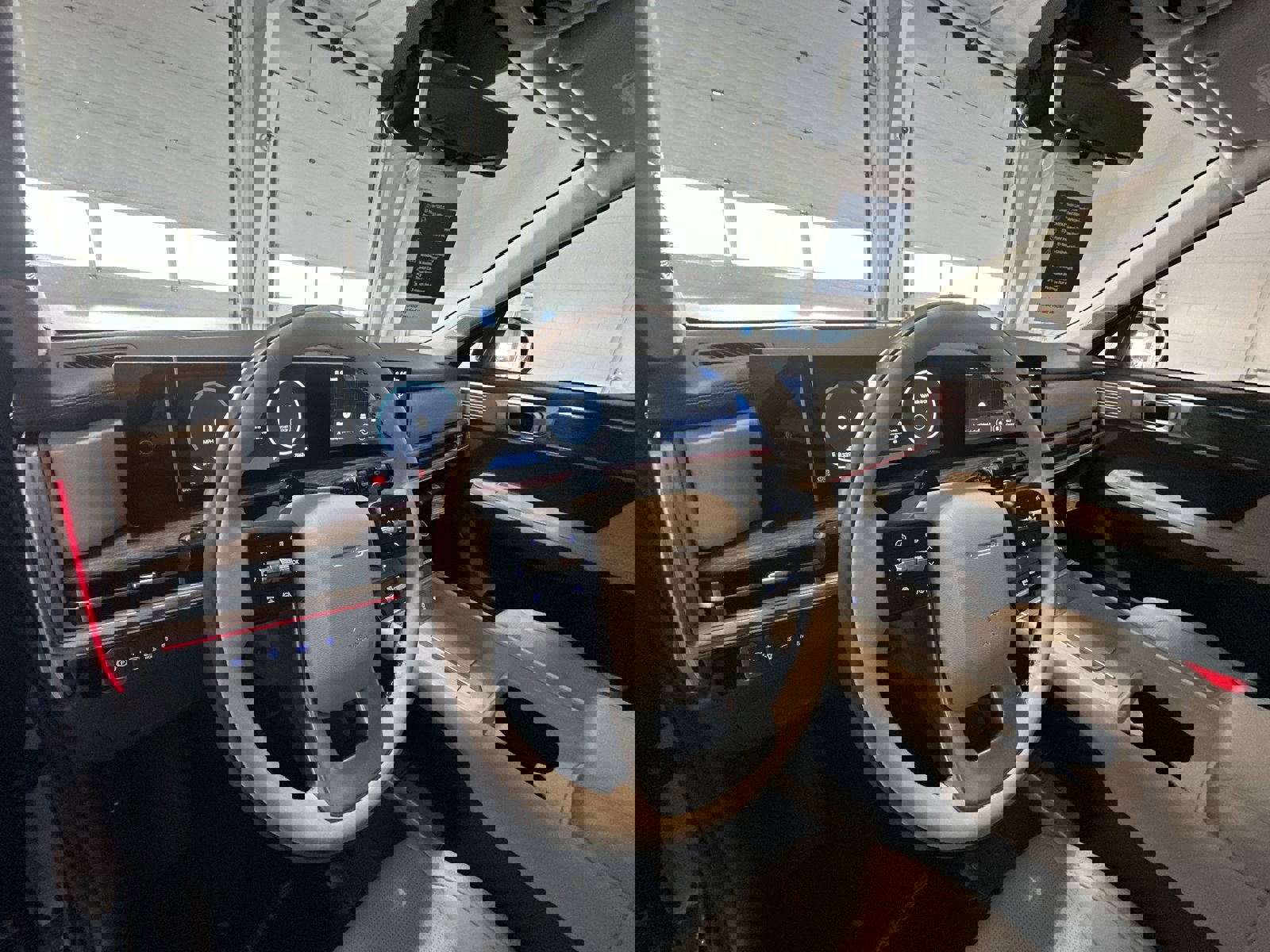 Used 2025 Hyundai Santa Fe Calligraphy image 10