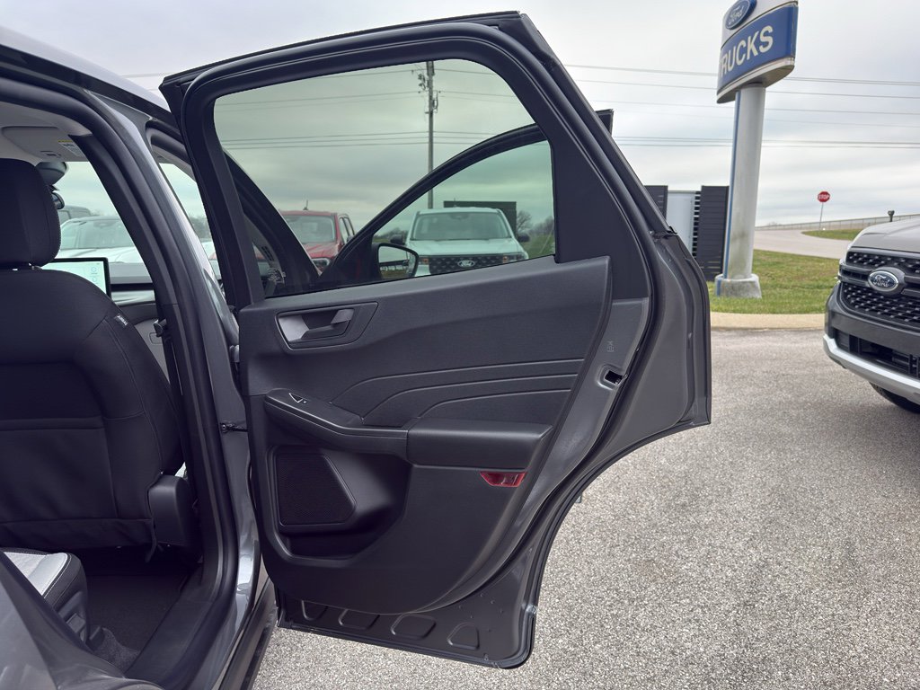 New 2026 Ford Escape Active w/ Tech Pack #1 AWD/4WD image 15