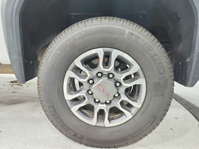 Used 2025 GMC Sierra 2500 SLT w/ SLT Convenience Package AWD/4WD image 48