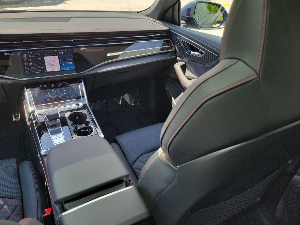Used 2026 Audi SQ8 Prestige AWD/4WD image 23