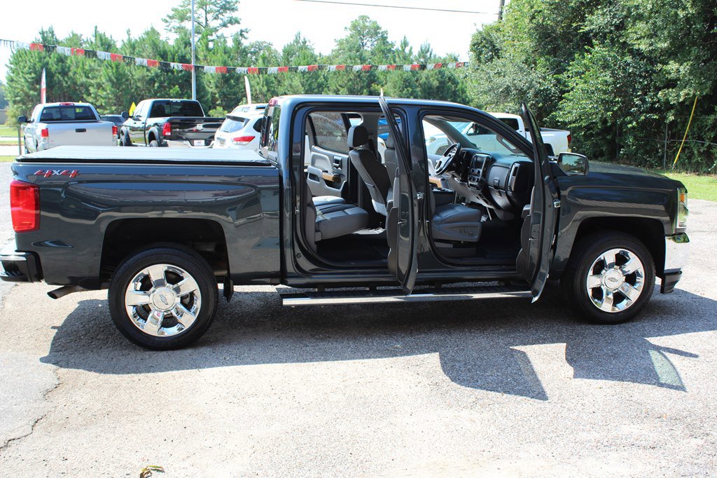 Used 2018 Chevrolet Silverado 1500 LTZ w/ Sport Package image 21