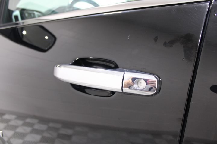 Used 2018 GMC Sierra 1500 SLT AWD/4WD image 16