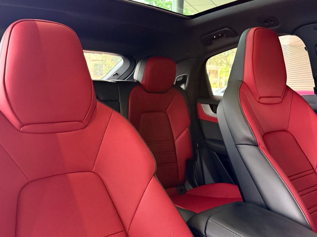 New 2026 Porsche Cayenne S AWD/4WD image 30