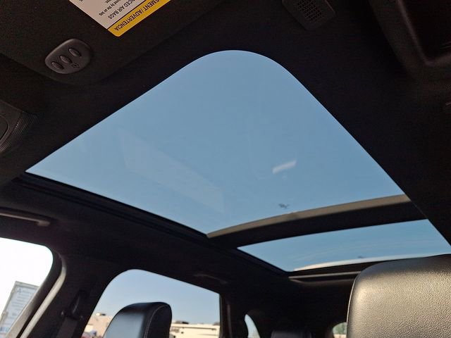 Used 2021 Ford Edge ST w/ Equipment Group 401A AWD/4WD image 16