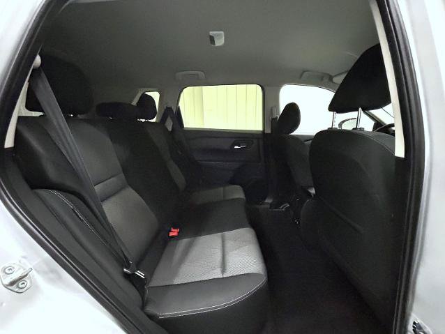 Certified 2025 Nissan Rogue SV AWD/4WD image 18