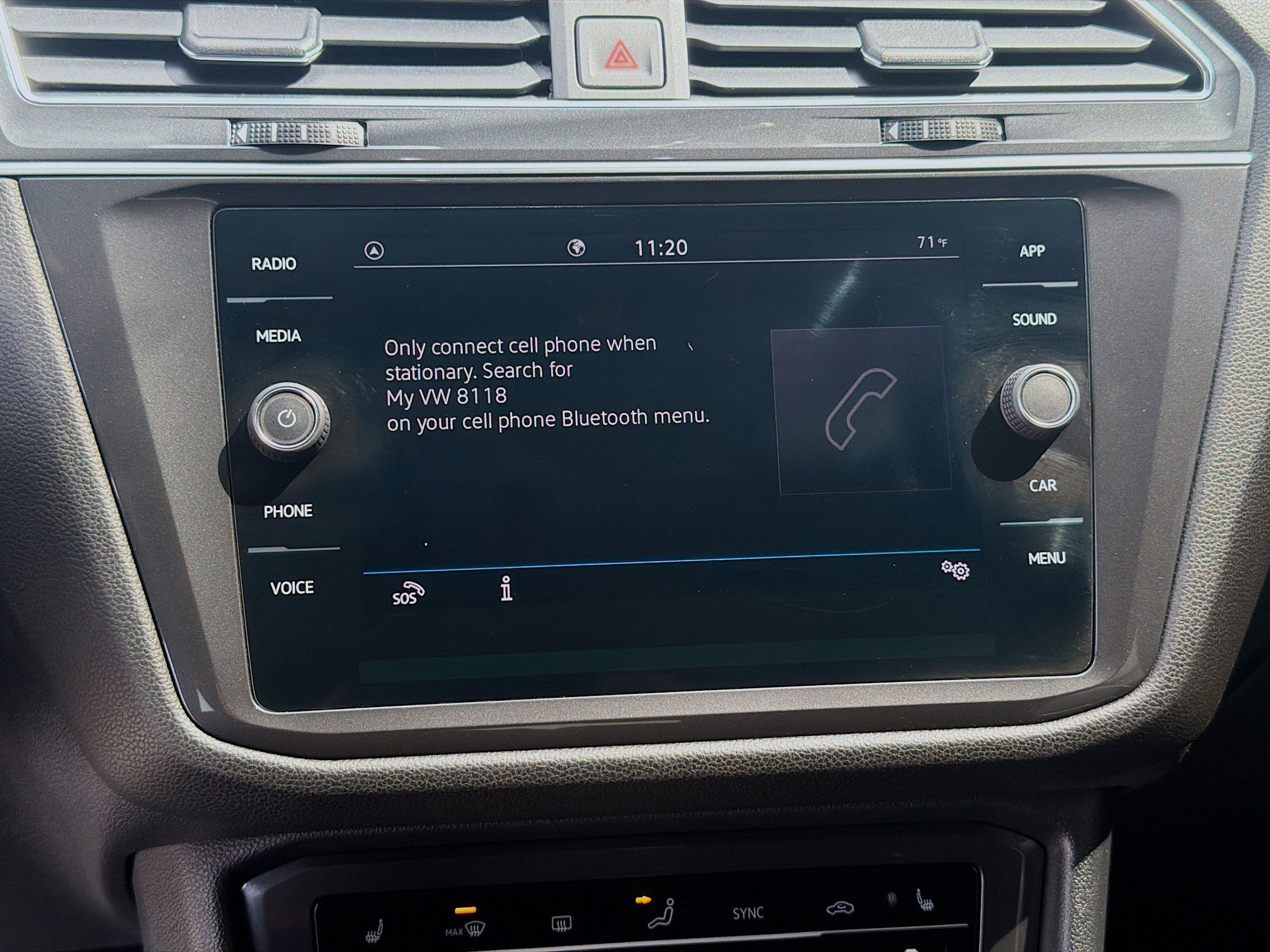 Used 2022 Volkswagen Tiguan SE R-Line FWD image 13