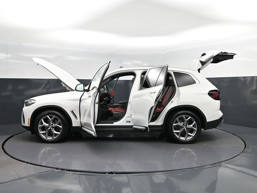 Certified 2024 BMW X3 sDrive30i w/ Convenience Package RWD image 46