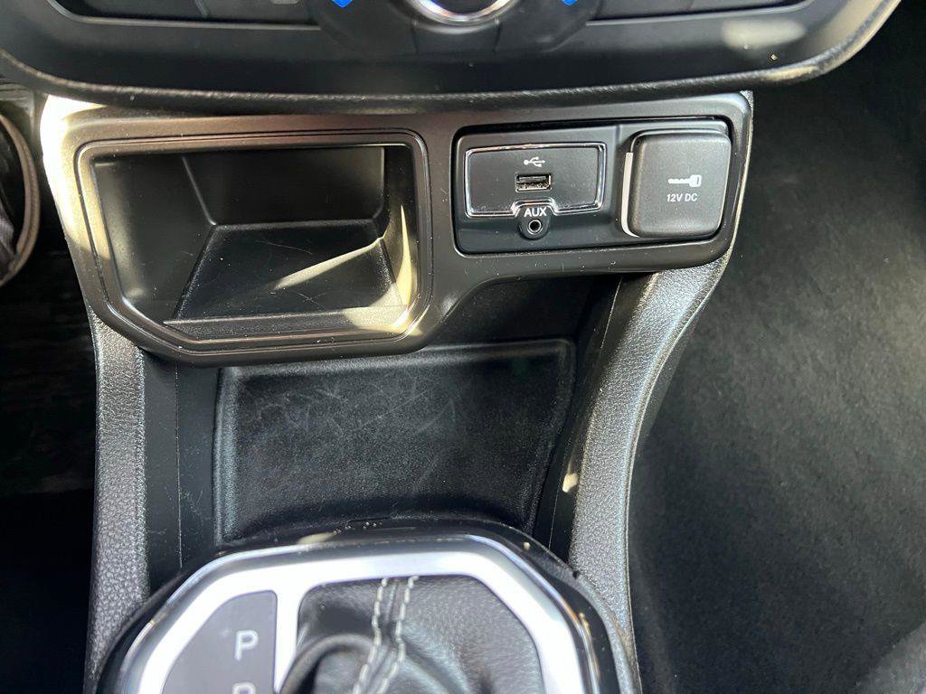 Used 2021 Jeep Renegade Latitude image 33