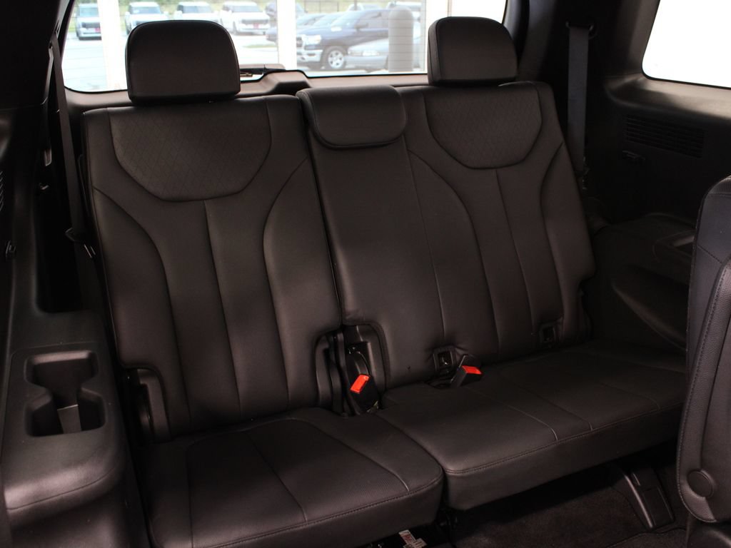 Used 2021 Hyundai Palisade SEL w/ Premium Package FWD image 34