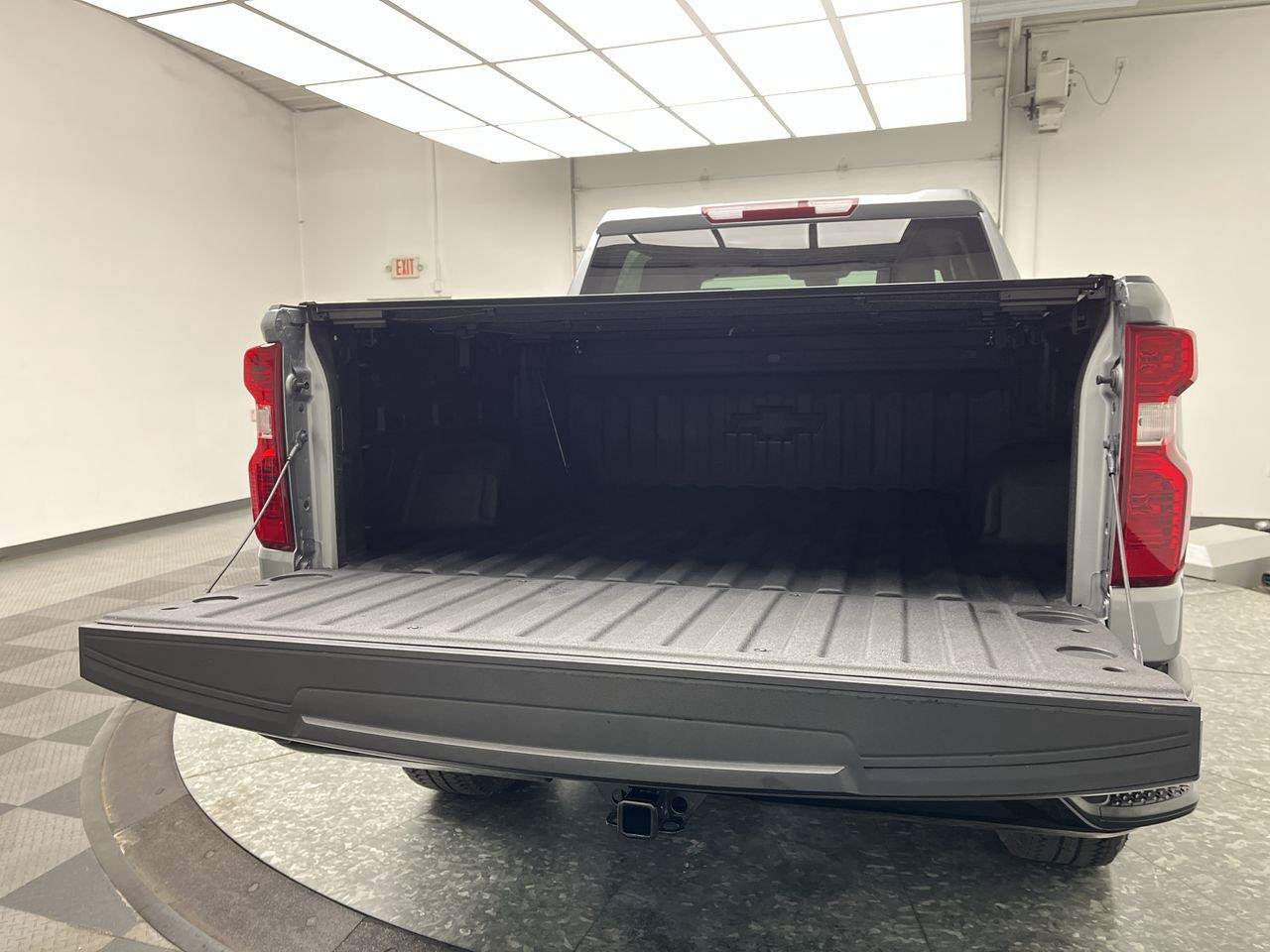 Certified 2024 Chevrolet Silverado 1500 Custom Trail Boss w/ Turbomax Blackout Package AWD/4WD image 29