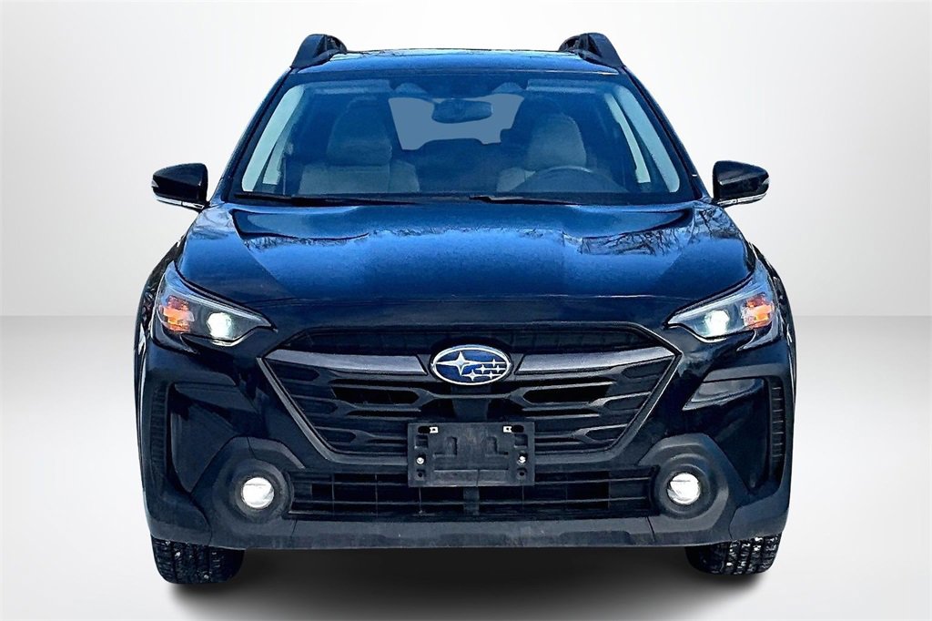 Used 2024 Subaru Outback Premium image 2