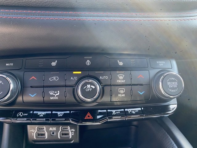 Used 2025 Dodge Durango GT image 25